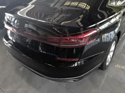 Volkswagen 帕萨特插电混动 2025, 7500 км, за 126100 CNY - фото 8