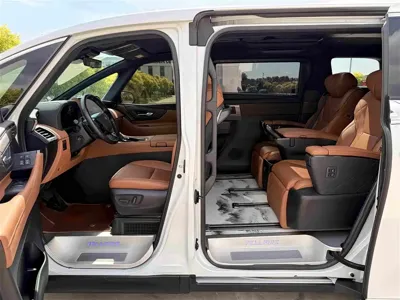 Toyota Vellfire 2024, 22000 км, за 753000 CNY - фото 10