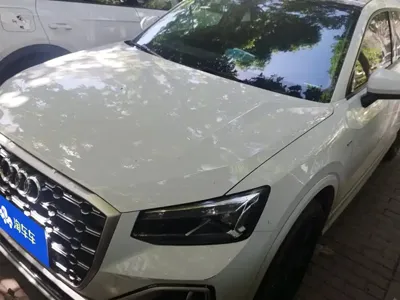 Audi Q2L · 2022 год
