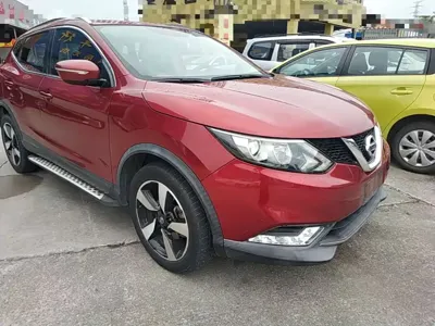 Nissan Qashqai 2017, 90000 км, за 42500 CNY