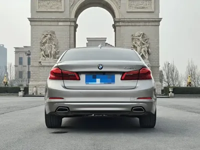 BMW 5 Series 2019, 96000 км, за 159000 CNY