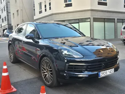 Porsche Cayenne 2023, 25000 км, за 123000000 KRW - фото 2