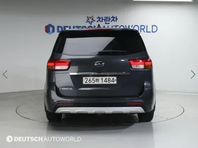 Kia Canival 2018, 306944 км, за 5800000 KRW