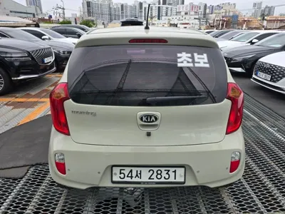 Kia Morning 2015, 52467 км, за 5500000 KRW - фото 3