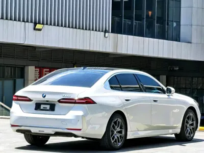 BMW 5 Series 2024, 10000 км, за 258500 CNY - фото 10