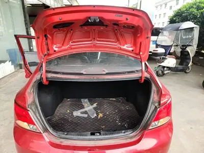 Hyundai Verna 2015, 92800 км, за 16299 CNY - фото 19