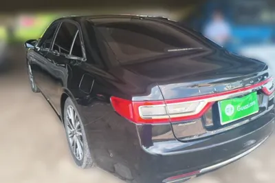 Lincoln Continental 2017, 117899 км, за 74651.18 CNY