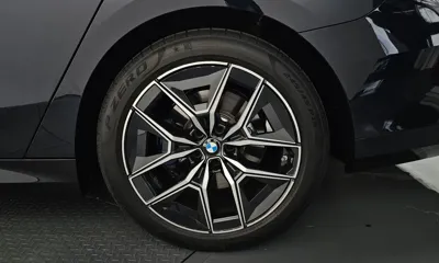 BMW 5-Series 2025, 7187 км, за 73500000 KRW - фото 21