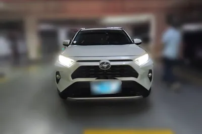 Toyota RAV4 2020, 109700 км, за 96442.79 CNY - фото 2