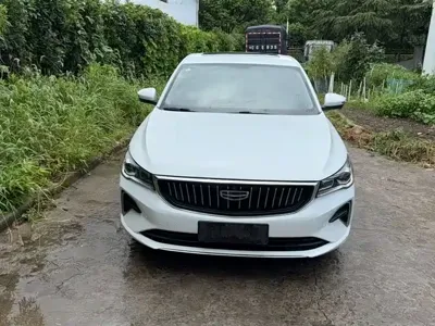 Geely Emgrand 2021, 30000 км, за 26800 CNY - фото 1