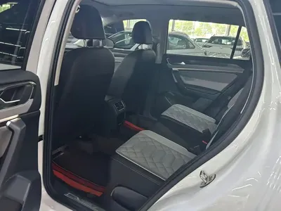 Volkswagen Tayron 2023, 46000 км, за 169800 CNY