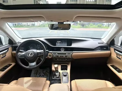 Lexus ES 2017, 87000 км, за 106800 CNY - фото 9