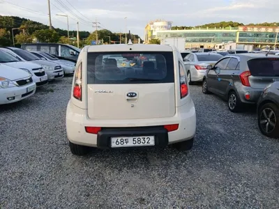 Kia Soul 2010, 87673 км, за 2200000 KRW
