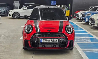 MINI Cooper Convertible 2024, 9609 км, за 37000000 KRW
