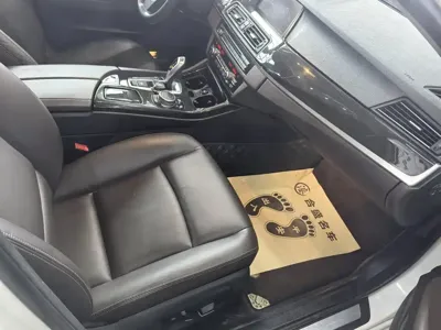 BMW 5 Series New Energy 2016, 57000 км, за 75000 CNY - фото 14