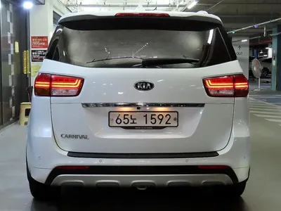 Kia Canival 2018, 84538 км, за 12900000 KRW - фото 5