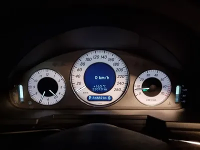 Mercedes-Benz E-Class 2005, 84700 км, за 9700000 KRW - фото 8