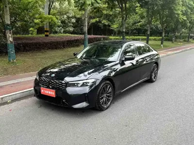 BMW 3 Series · 2023 год