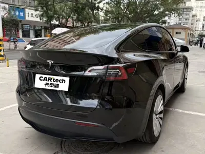 Tesla Model Y 2024, 33000 км, за 179899 CNY - фото 3