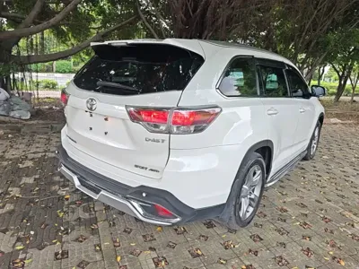 Toyota Highlander 2015, 151200 км, за 75300 CNY - фото 7