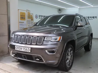 Jeep Cherokee · 2019 год