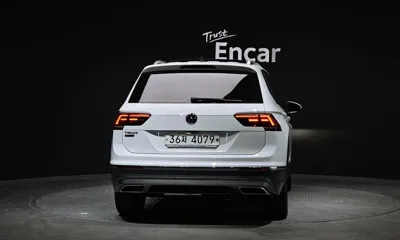 Volkswagen Tiguan 2018, 62099 км, за 21800000 KRW