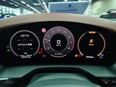 Porsche Panamera 2024, 15000 км, за 808000 CNY - фото 10