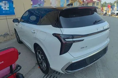 Hongqi HS3 PHEV 2024, 19000 км, за 105474.89 CNY - фото 3