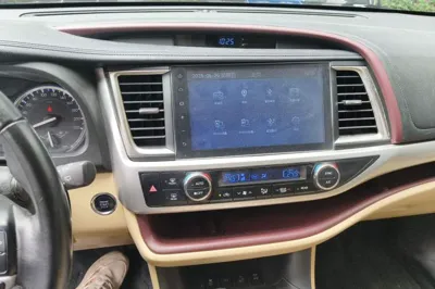 Toyota Highlander 2015, 140300 км, за 96505.63 CNY - фото 10