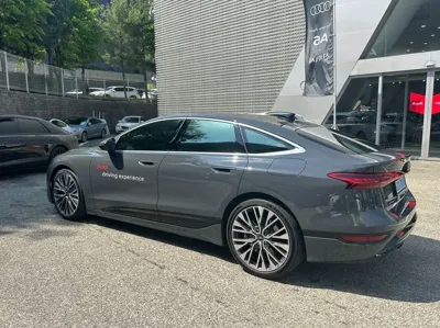 Audi A6 e-tron 2025, 6300 км, за 77000000 KRW