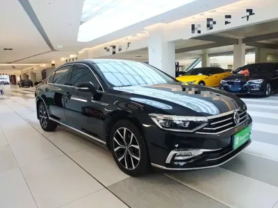 Volkswagen Magotan 2022, 85900 км, за 96600 CNY
