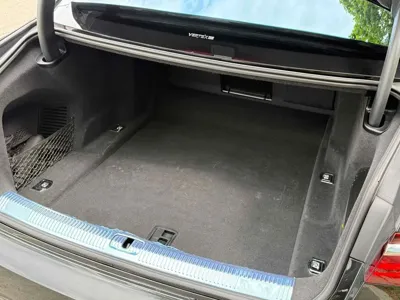 Audi A8 2023, 9760 км, за 91000000 KRW - фото 6