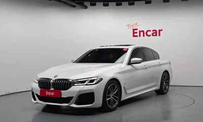 BMW 5-Series · 2022 год