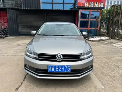 Volkswagen Sagitar 2015, 81000 км, за 23800 CNY