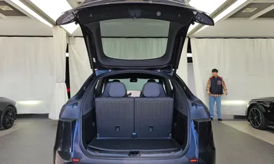 Tesla Model Y 2026, 759 км, за 75900000 KRW - фото 20
