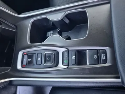 Honda Accord 2018, 59649 км, за 22000000 KRW - фото 15