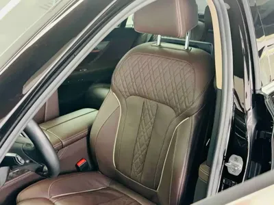 BMW 7 Series 2018, 80000 км, за 208800 CNY - фото 20