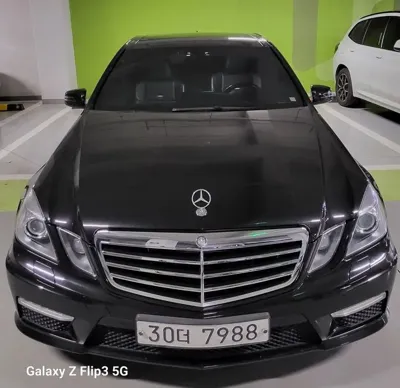 Mercedes-Benz E-Class · 2011 год