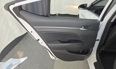 Hyundai Avante 2017, 164640 км, за 6900000 KRW - фото 25