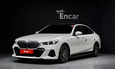BMW i5 · 2025 год