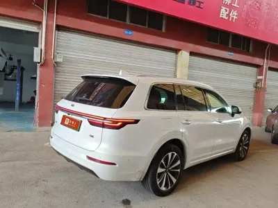 Li Auto Li ONE 2021, 64700 км, за 125000 CNY