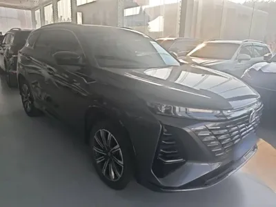 Changan 长安CS75PLUS 2025, 25000 км, за 76200 CNY - фото 4