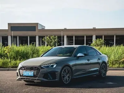 Audi S4 · 2022 год