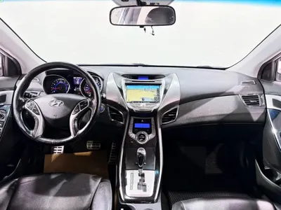 Hyundai Avante 2013, 152419 км, за 3200000 KRW