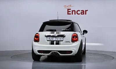 MINI Cooper 2015, 72111 км, за 11500000 KRW