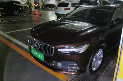 Volvo S90 · 2019 год