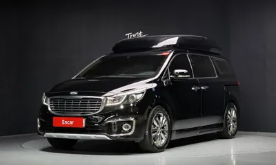 Kia Canival · 2017 год