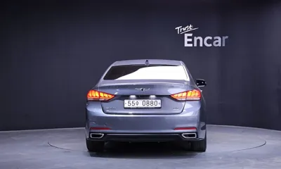Hyundai Genesis 2016, 177089 км, за 6900000 KRW