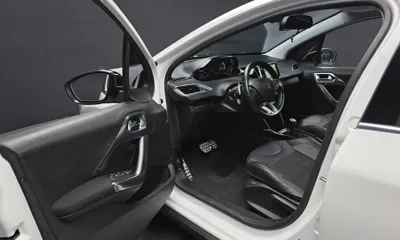 Peugeot 2008 2016, 160263 км, за 5500000 KRW - фото 10