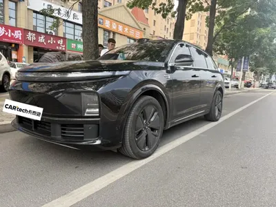 Li Auto Li L7 · 2024 год